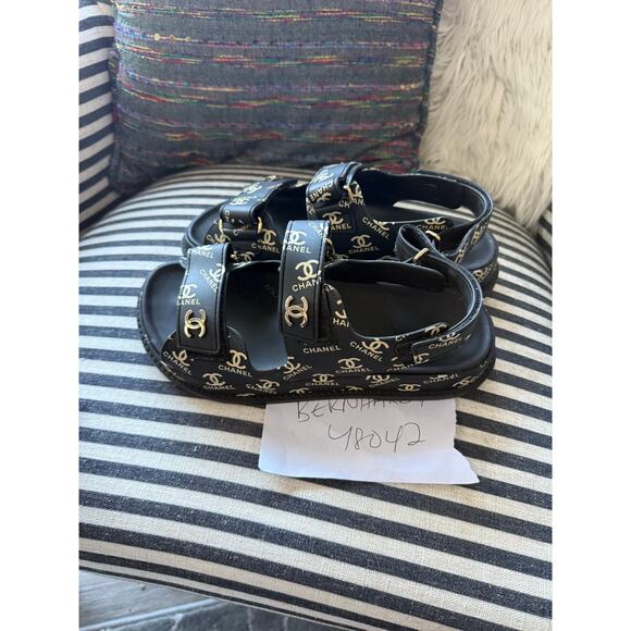 Chanel Dad Sandals 37 - Picture 12 of 14